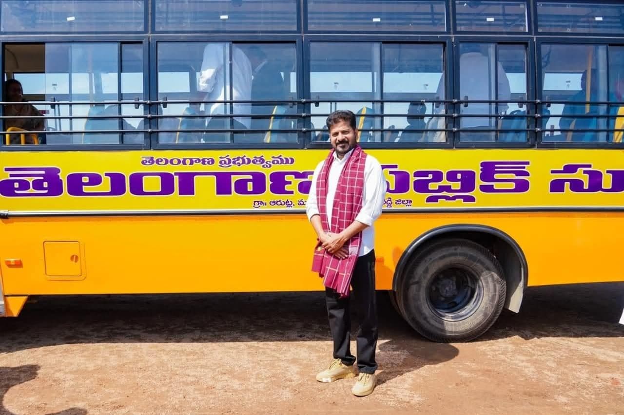 The Chief Minister with a Telangana Public School bus